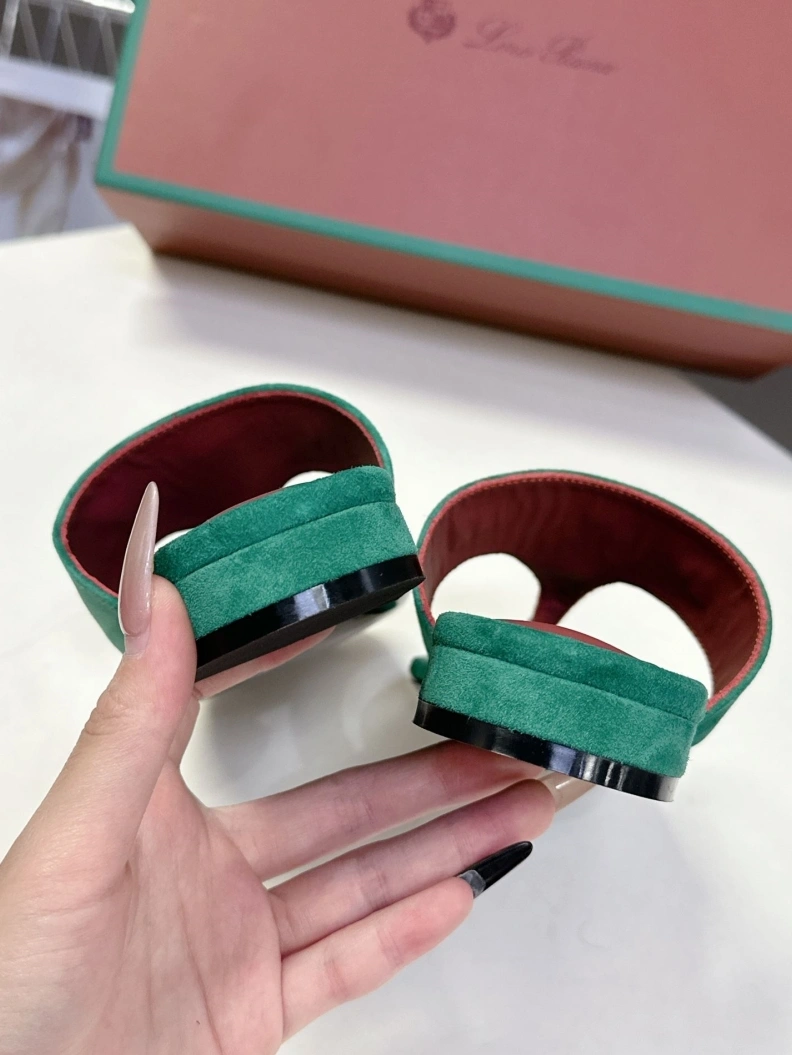 Compact Othxr Slippers 212089