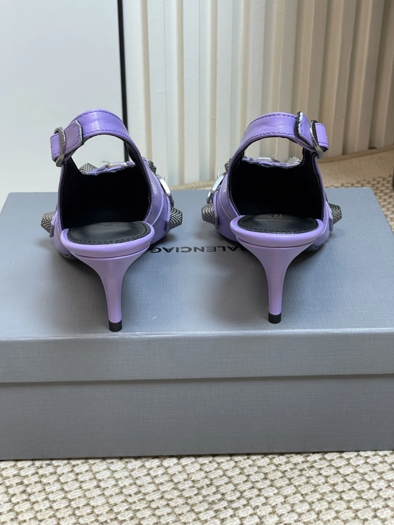GoAnywhere Bxlxnciaga Sandals 109411