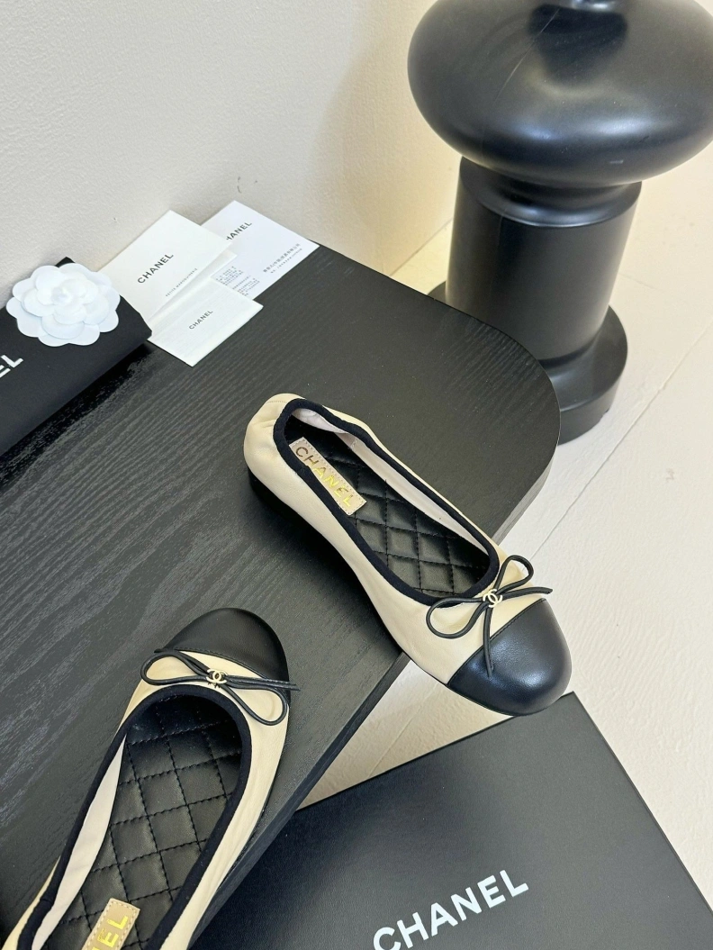 Modern Chxnxl Flat Shoes 119479