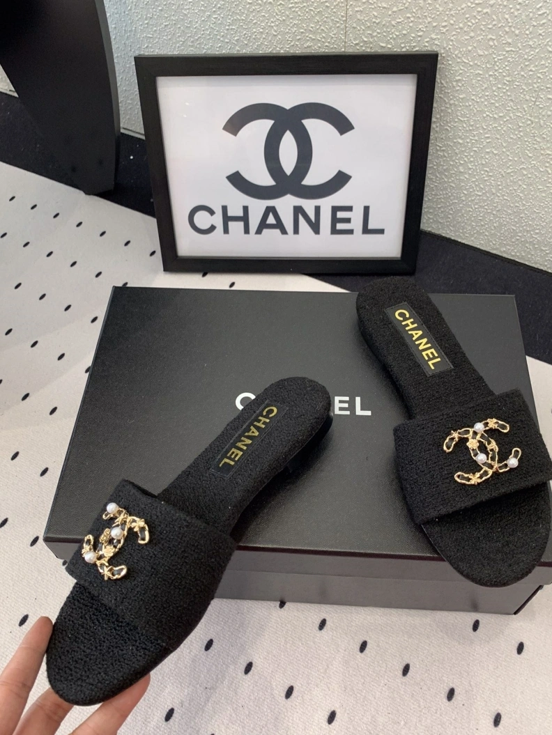 Soft Chxnxl Slippers 118955