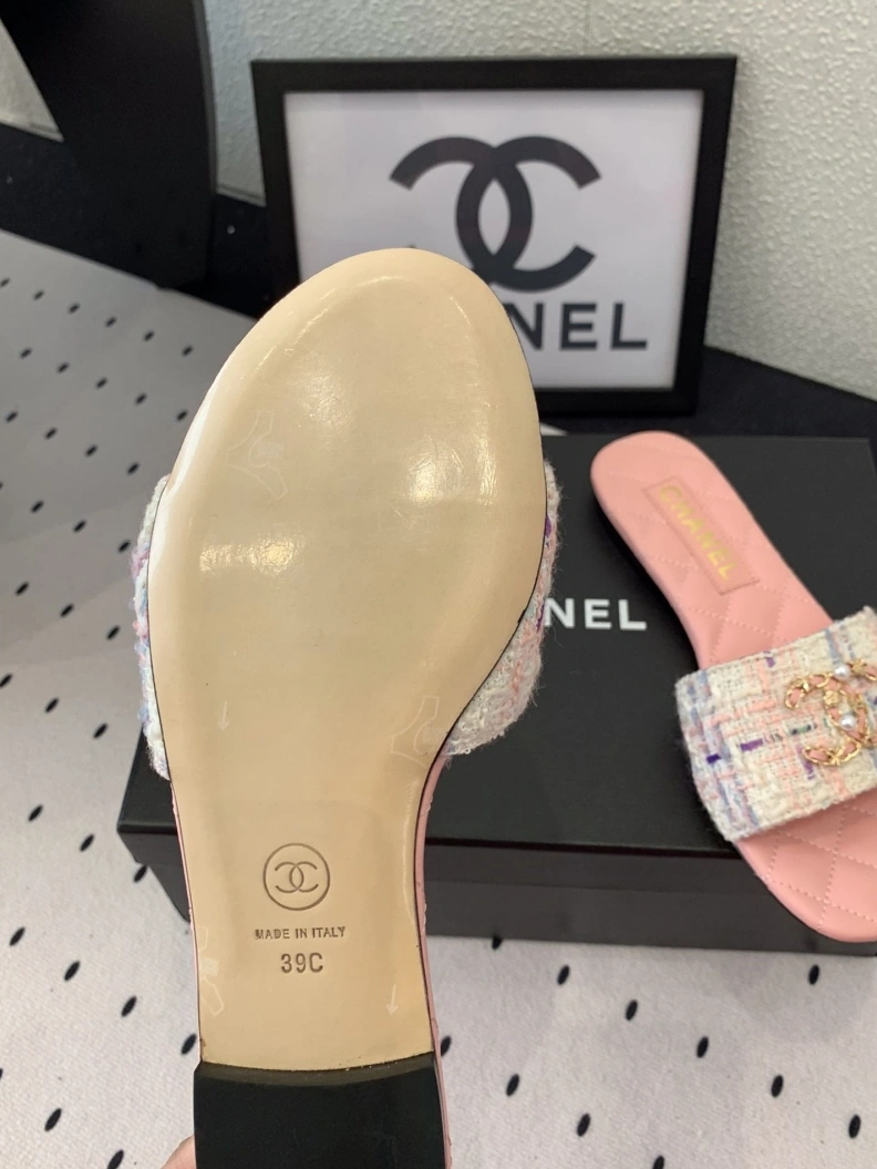 Chxnxl Slippers Vibrant 118975