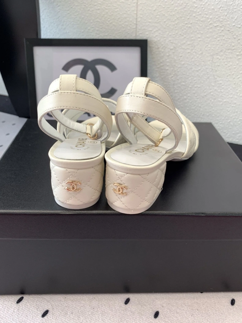 Classic Chxnxl Sandals 119221