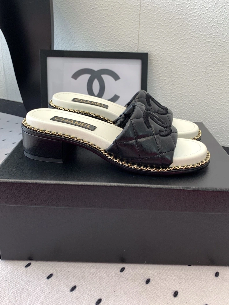 Comfortable Chxnxl Slippers 118958