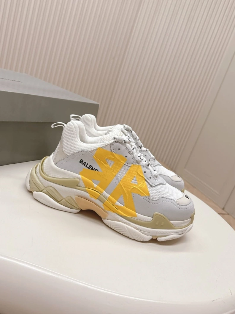 Resilient Bxlxnciaga Casual Shoe 109437