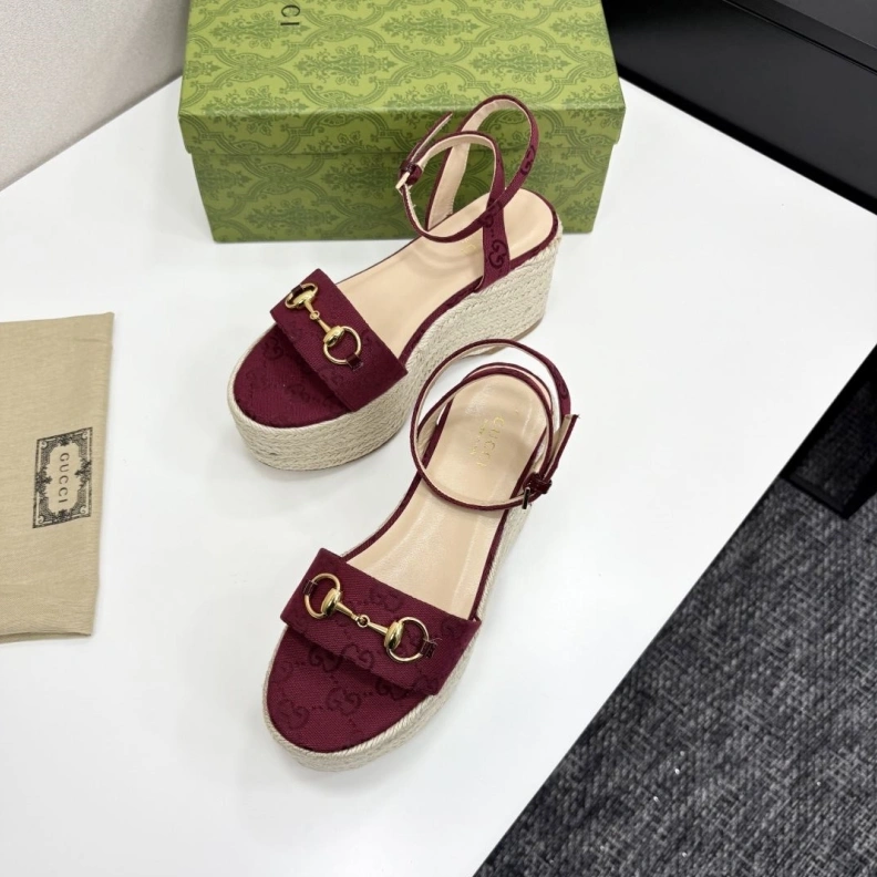Trendy Gxccx Sandals 157218