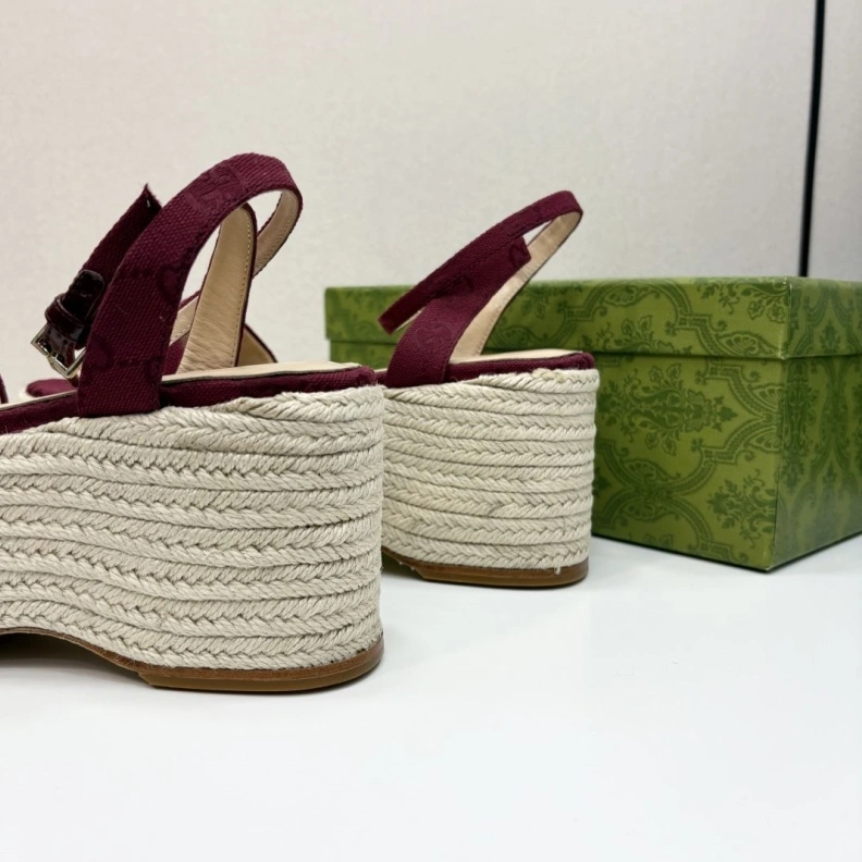 Trendy Gxccx Sandals 157218