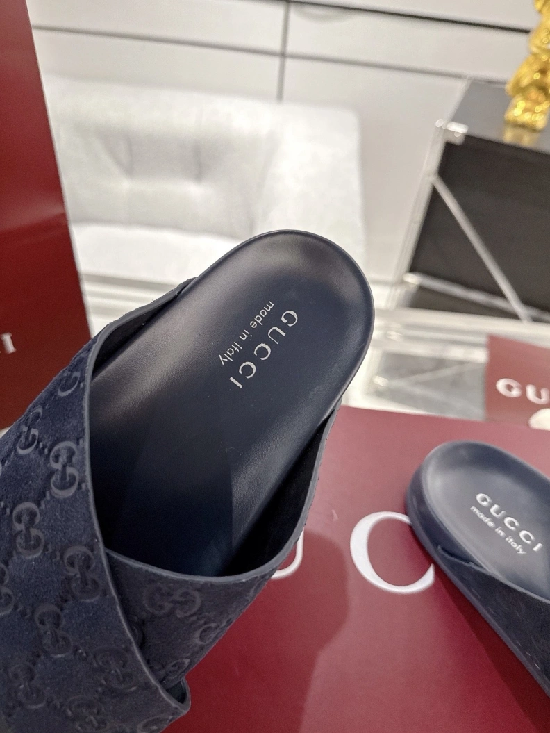 Bright Gxccx Slippers 157083