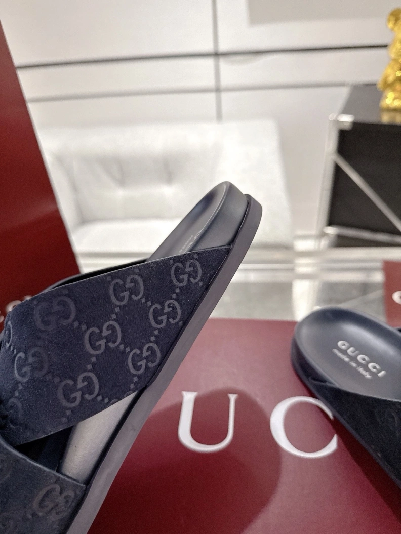 Bright Gxccx Slippers 157083