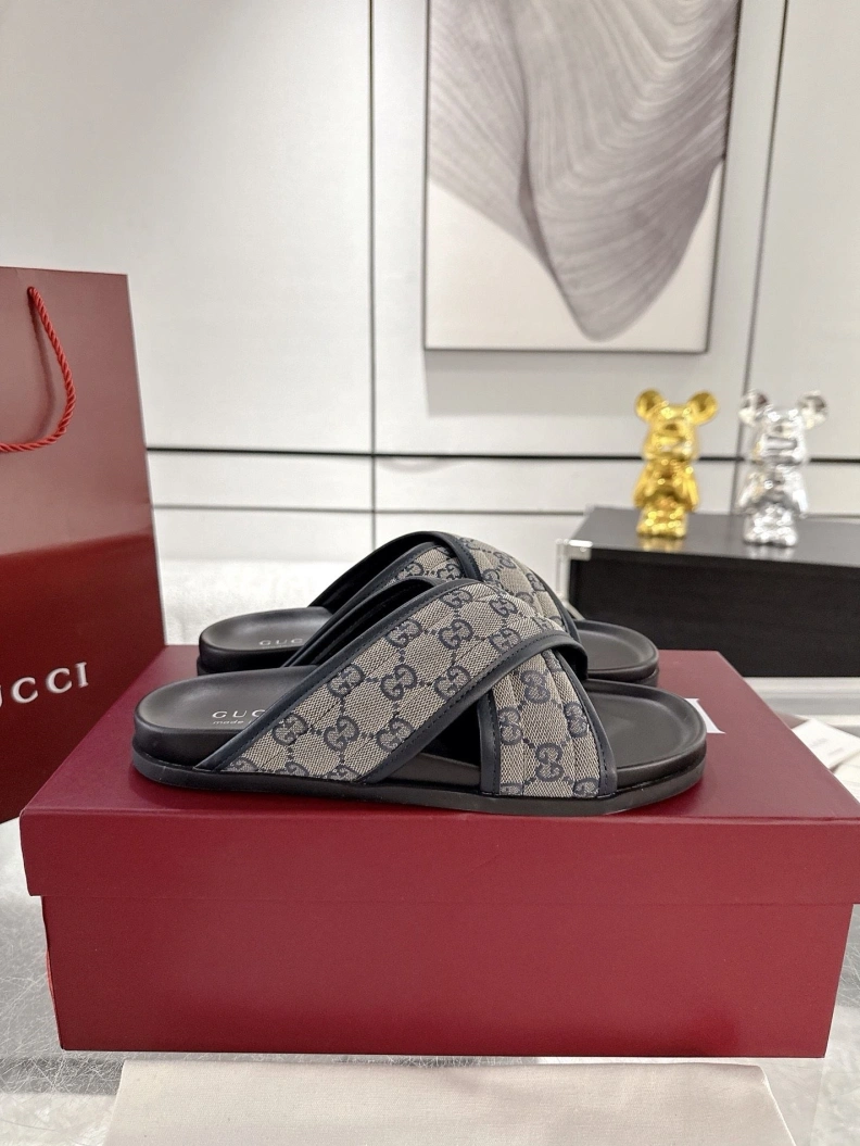 Gxccx Slippers Versatile 157078