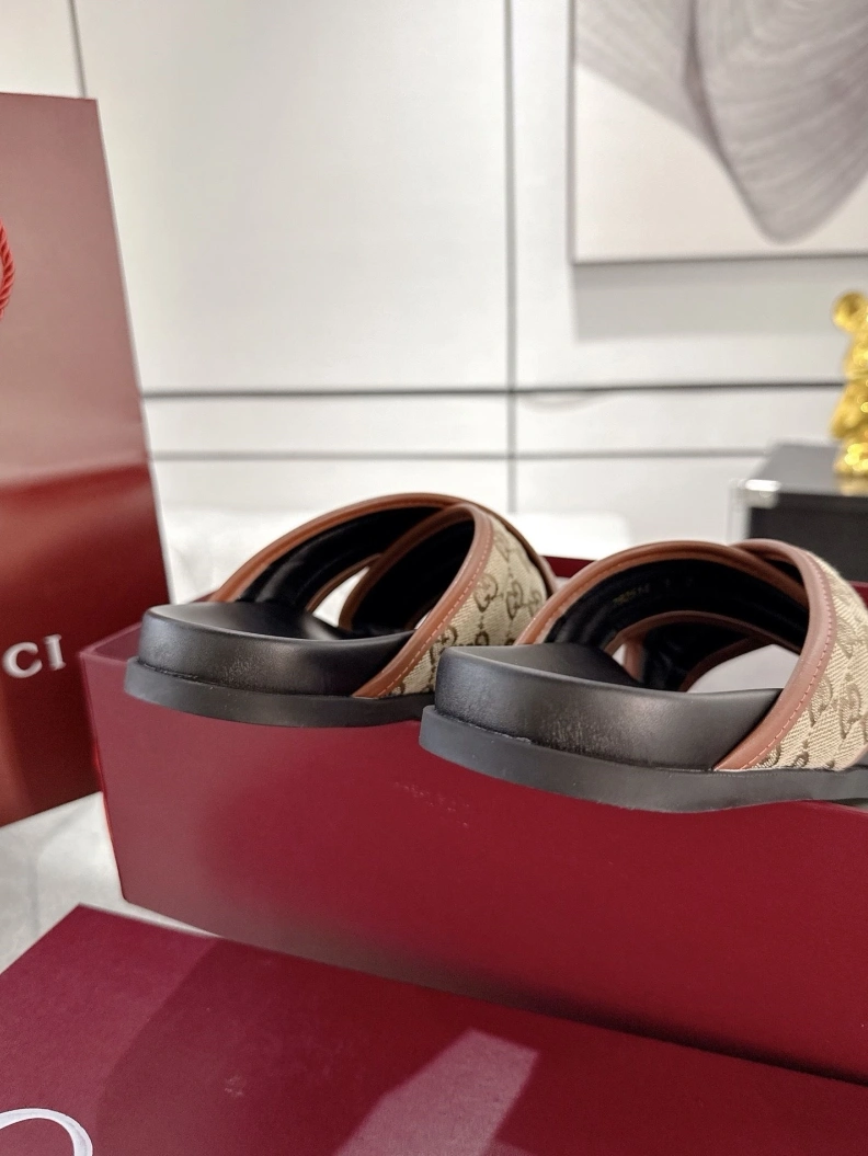 Gxccx Slippers Trendy 157085