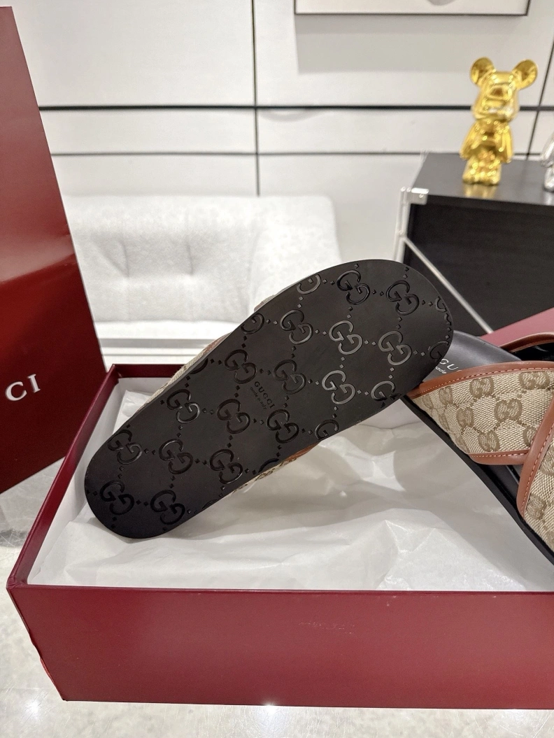Gxccx Slippers Trendy 157085