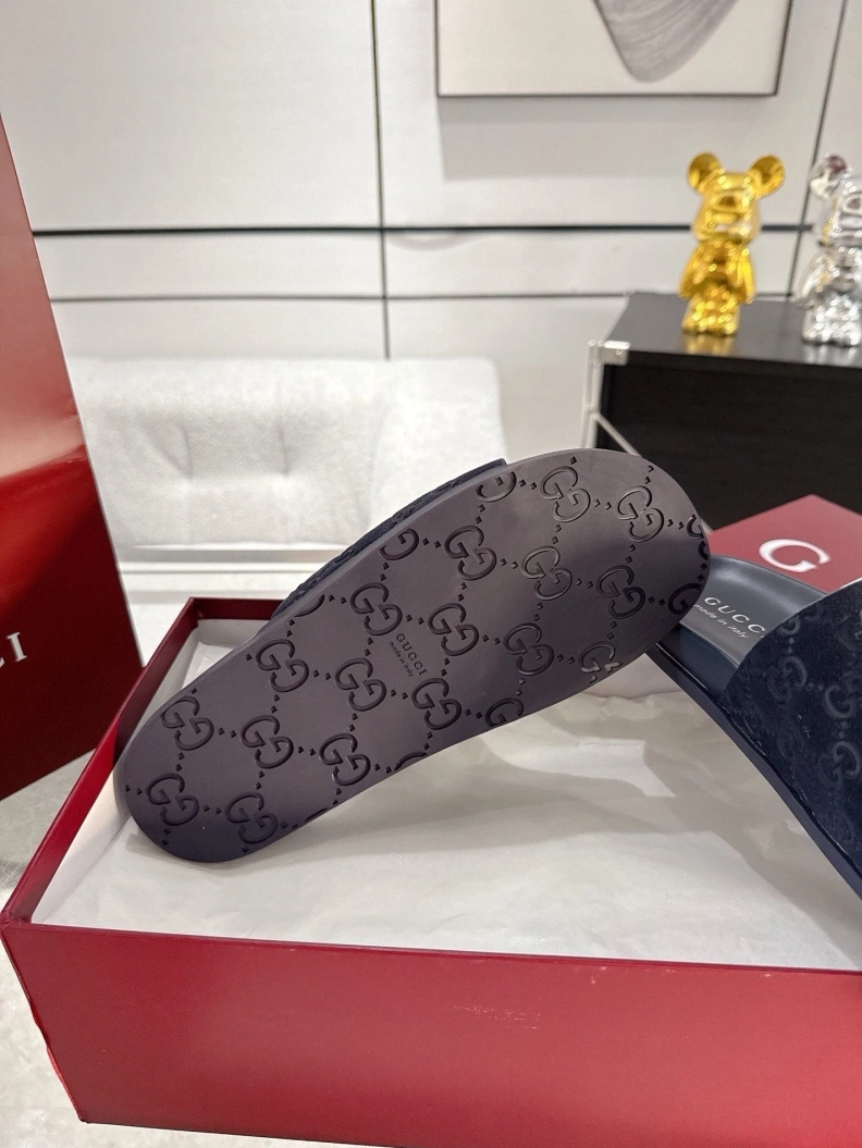 SportInspired Gxccx Slippers 157074