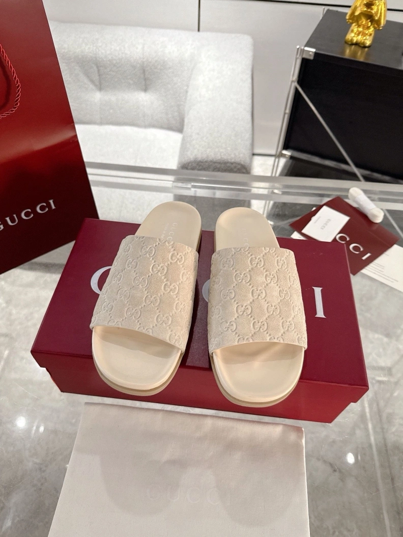 Durable Gxccx Slippers 157069
