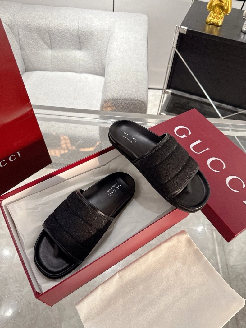 Flexible Gxccx Slippers 157079