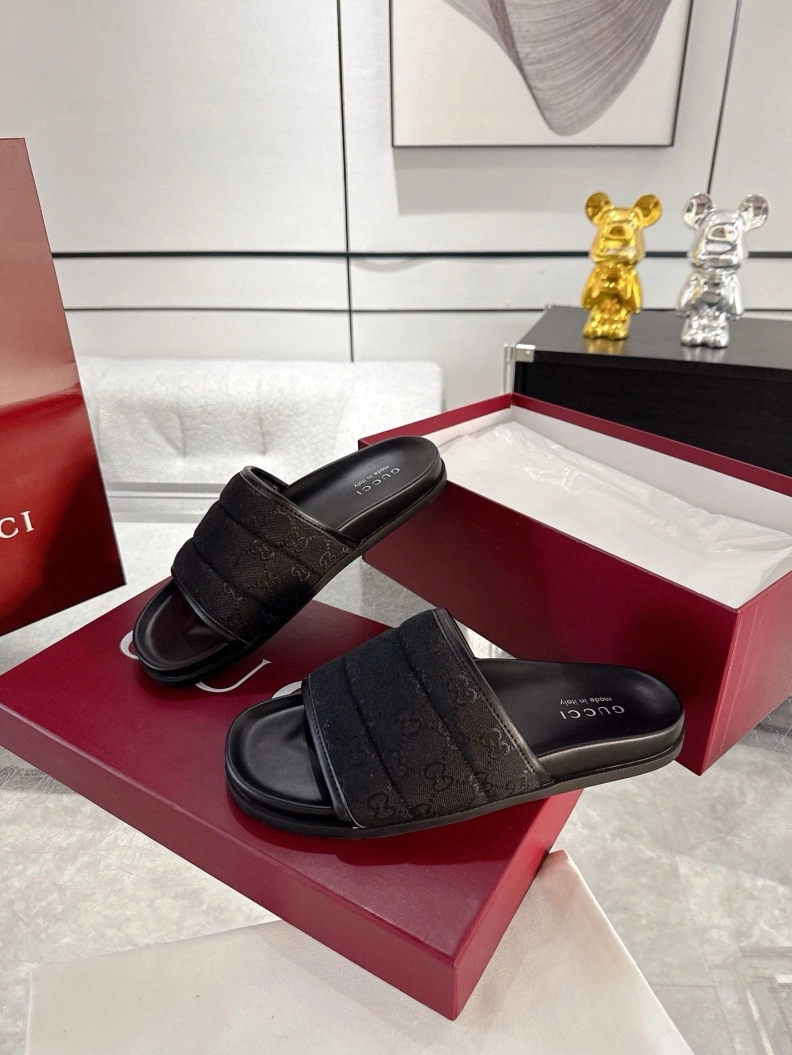 Flexible Gxccx Slippers 157079