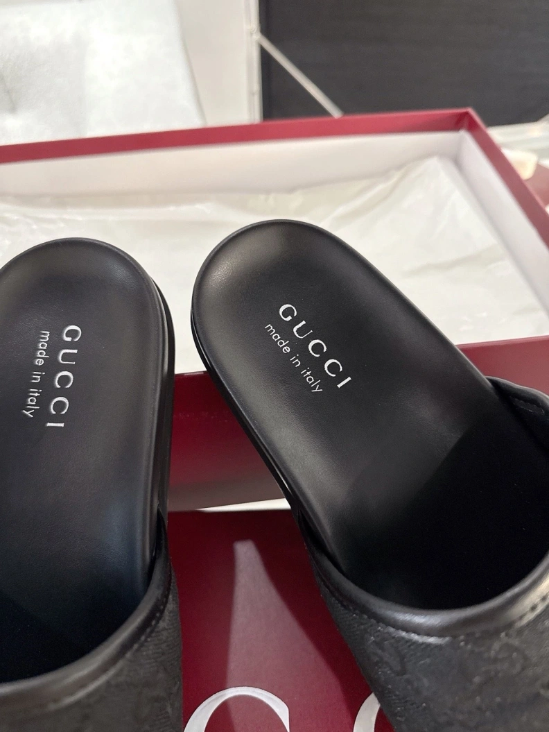 Flexible Gxccx Slippers 157079