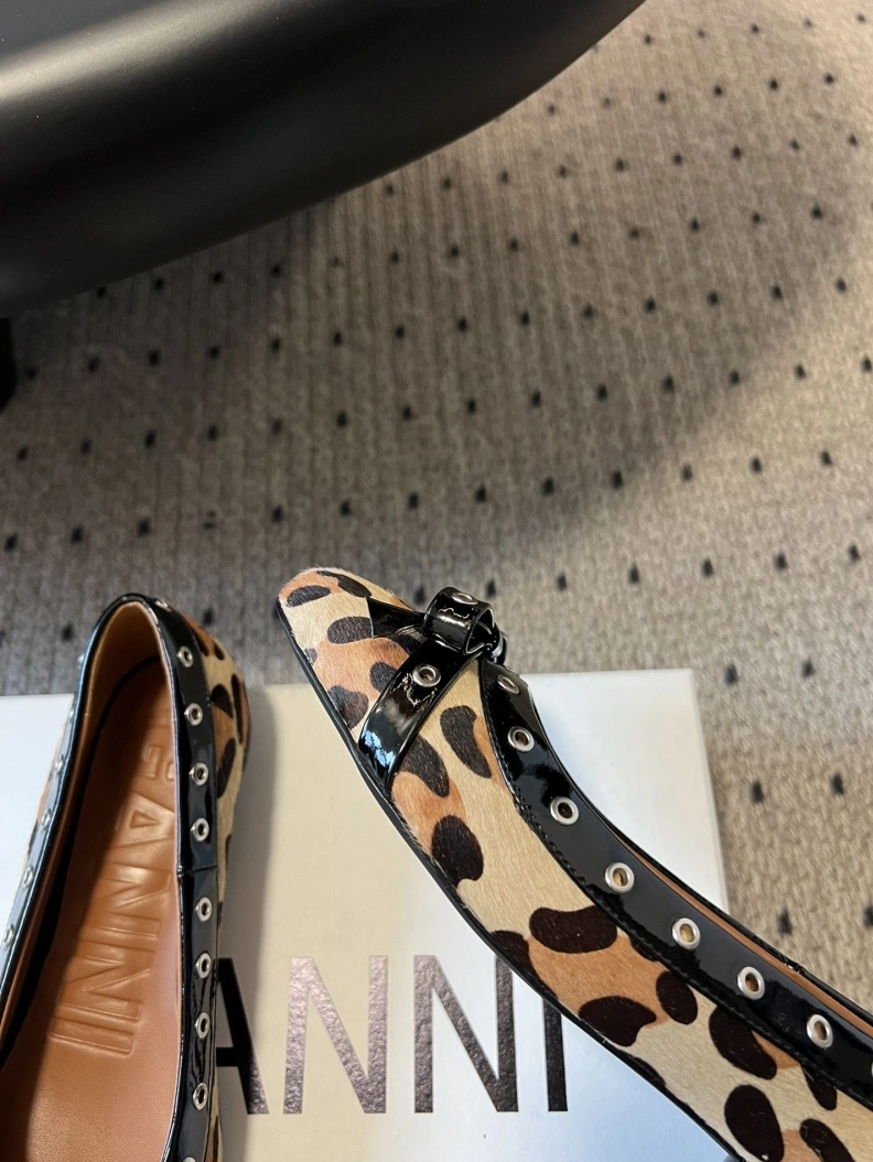 Othxr flat shoes Comfortable 212294