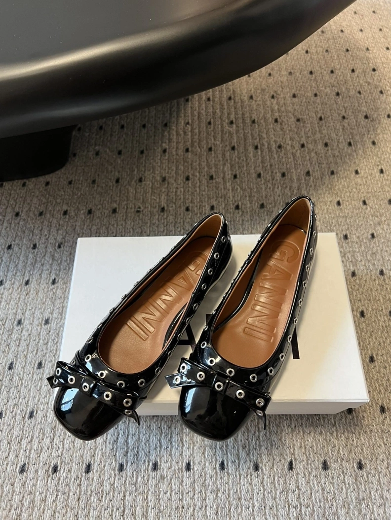 Othxr flat shoes Functional 212292
