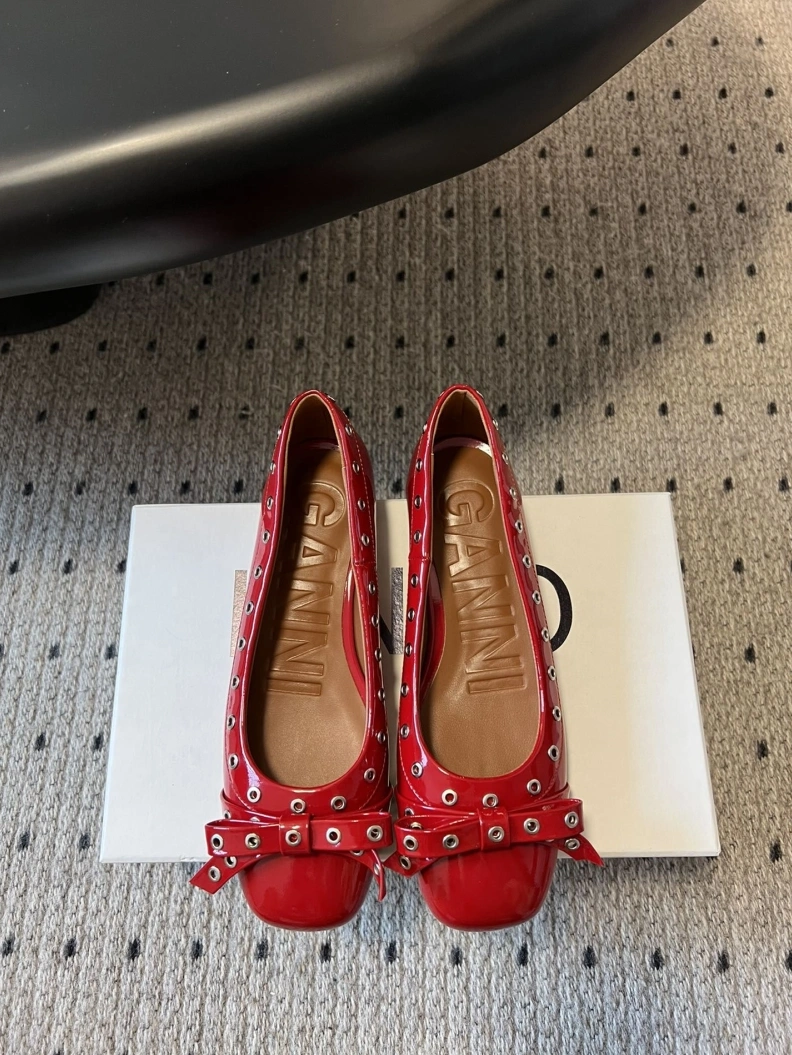 Vibrant Othxr flat shoes 212281