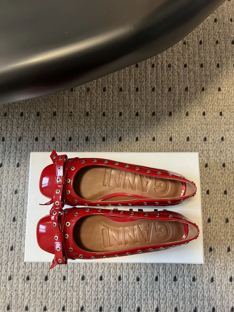 Vibrant Othxr flat shoes 212281