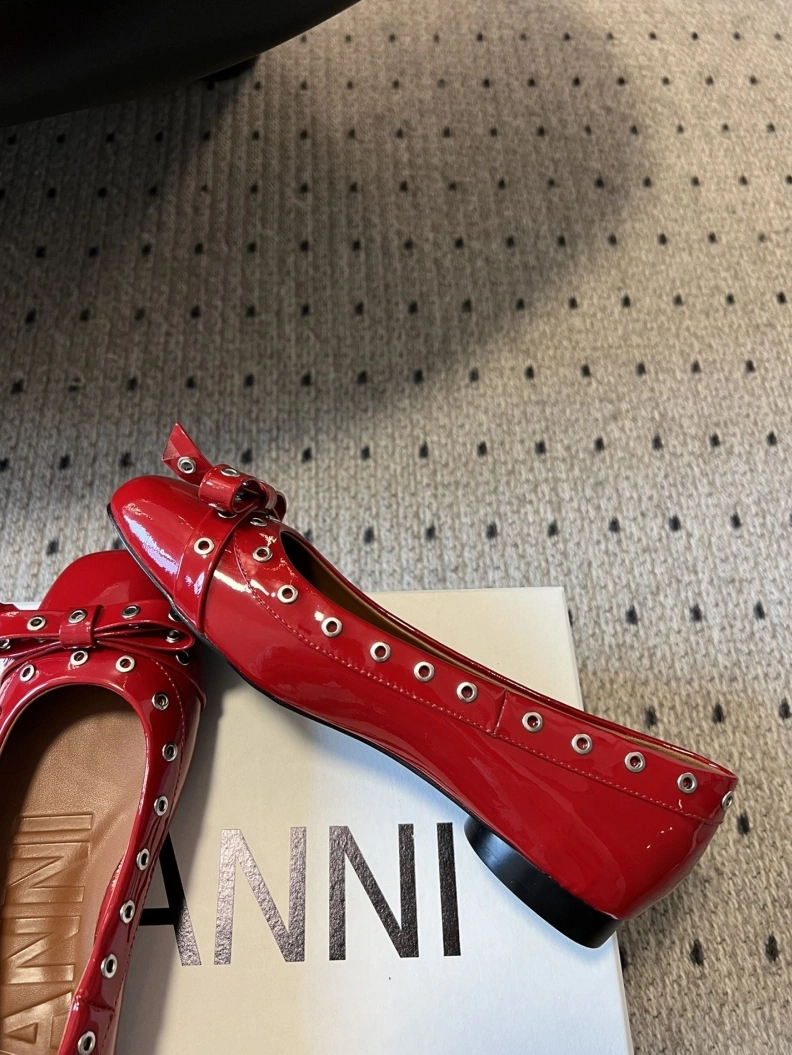 Vibrant Othxr flat shoes 212281