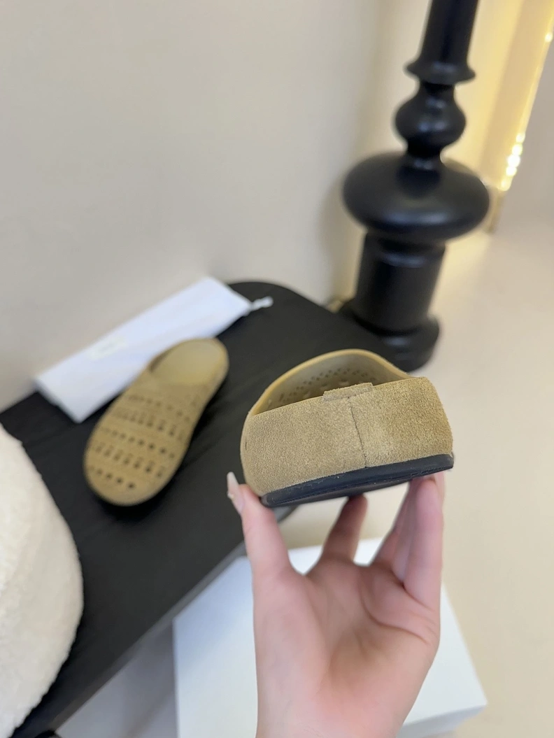 Efficient Othxr Slippers 212086