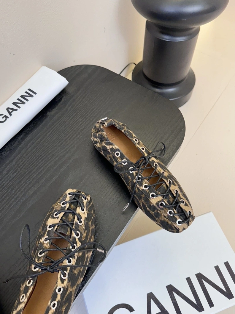 Versatile Othxr flat shoes 212273