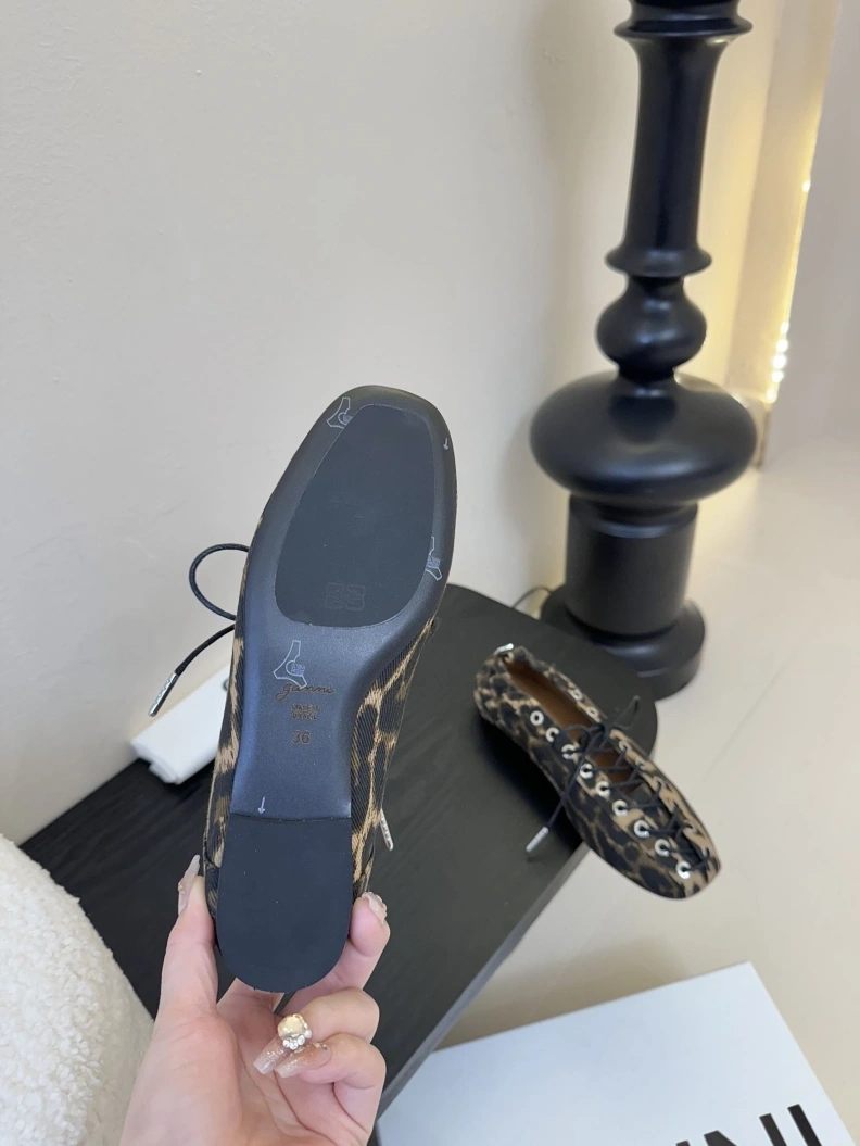 Versatile Othxr flat shoes 212273