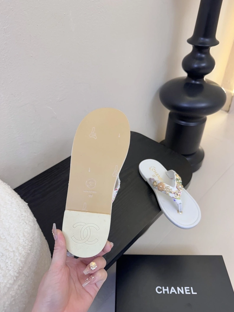 Chxnxl Slippers UrbanStyle 118947