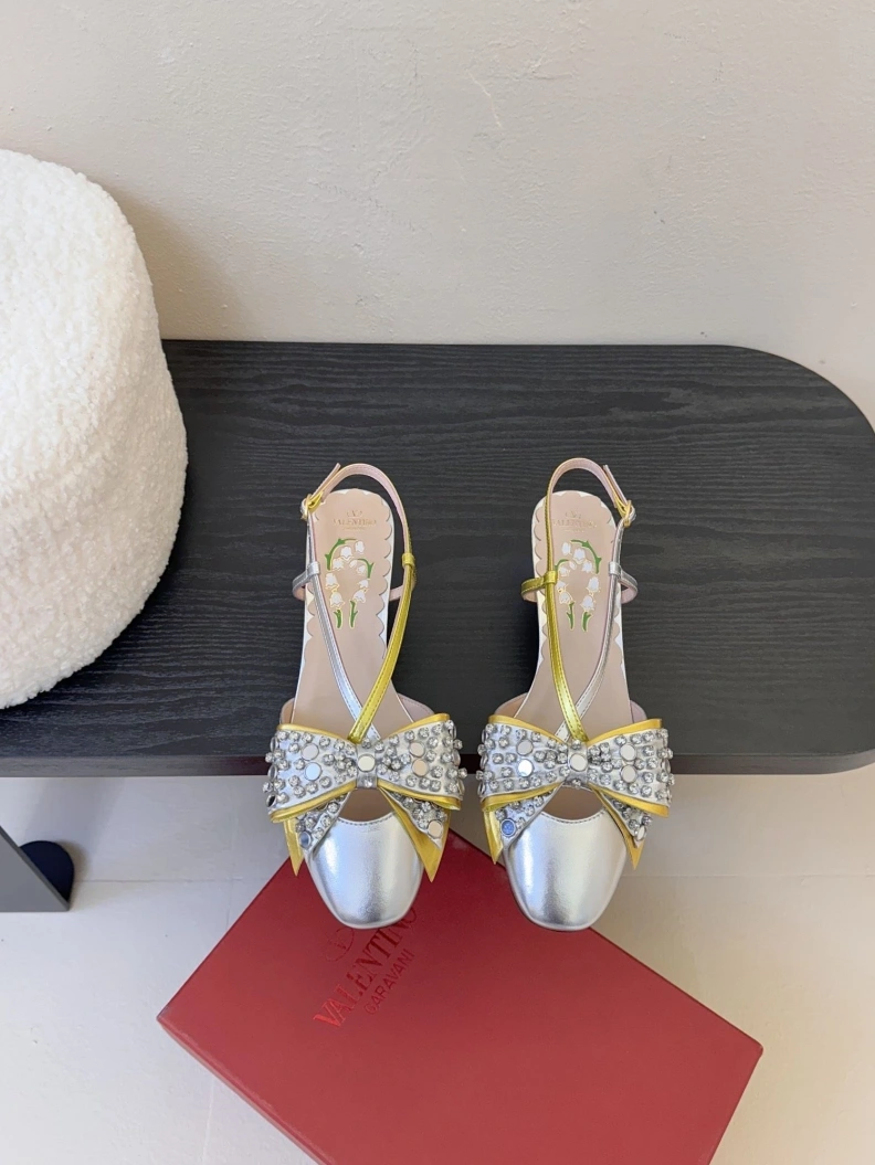 Vxlxntino Sandals WellDesigned 229436