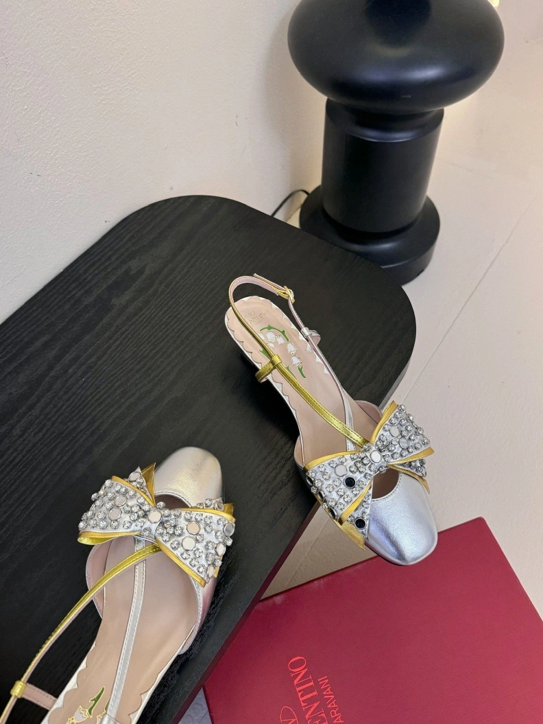 Vxlxntino Sandals WellDesigned 229436