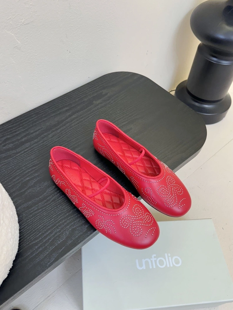 Trendsetting Othxr flat shoes 212269