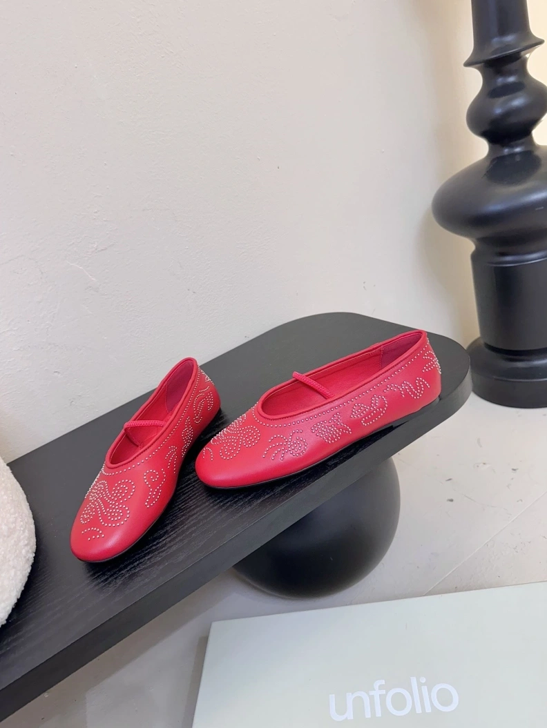 Trendsetting Othxr flat shoes 212269