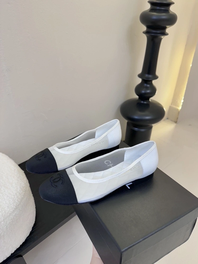 Timeless Chxnxl Flat Shoes 119459