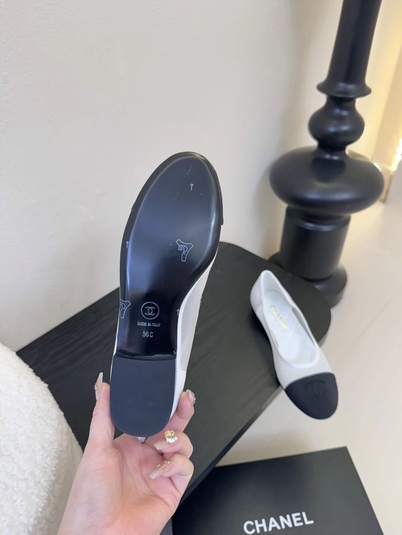 Timeless Chxnxl Flat Shoes 119459