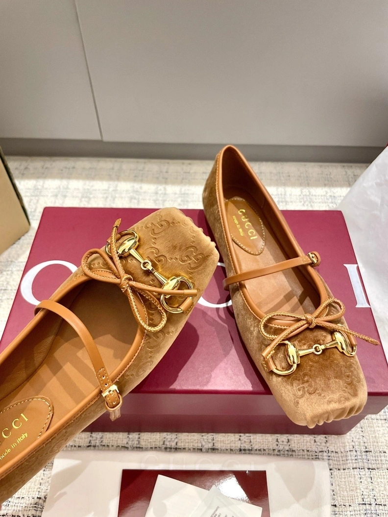 Timeless Gxccx Flat Shoes 157250