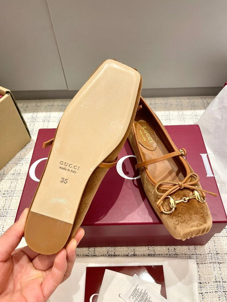 Timeless Gxccx Flat Shoes 157250