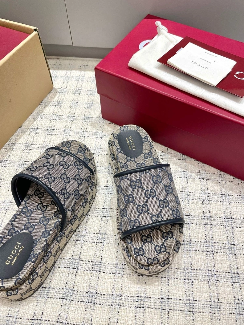 EasyMatch Gxccx Slippers 157073