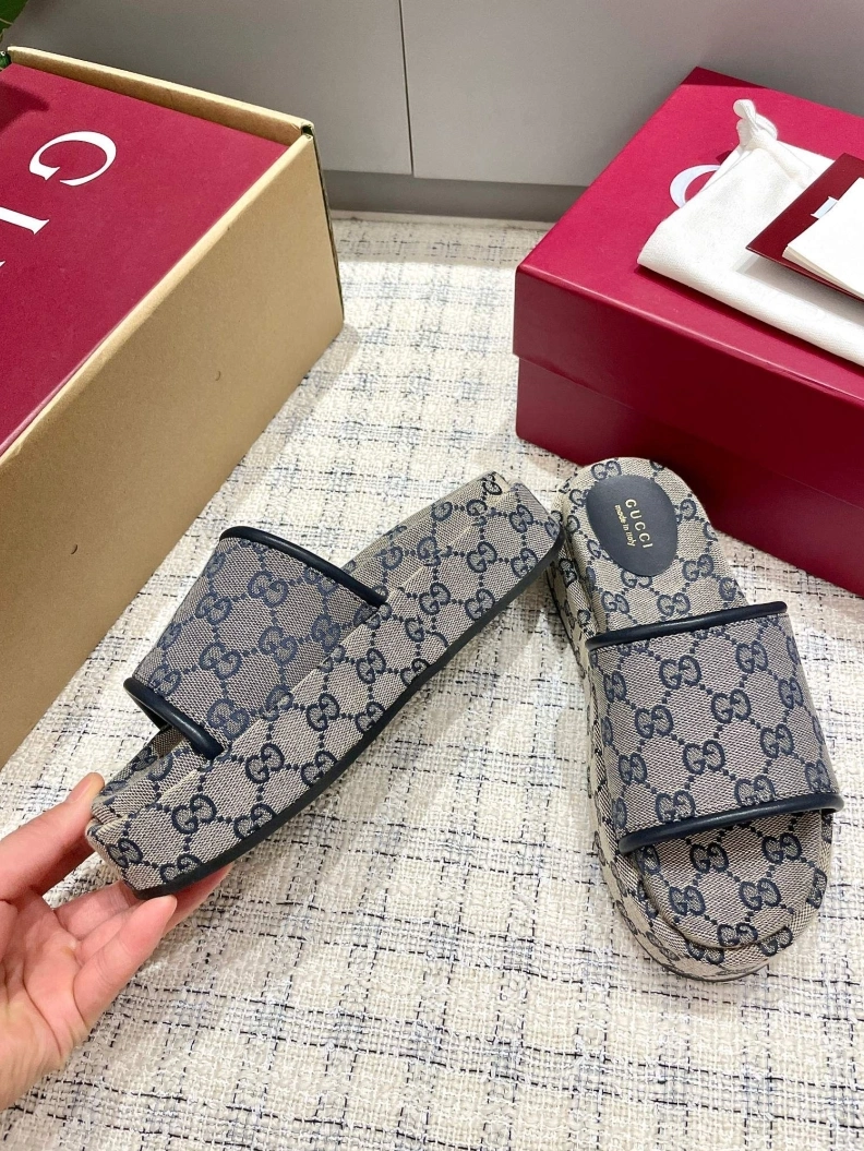 EasyMatch Gxccx Slippers 157073