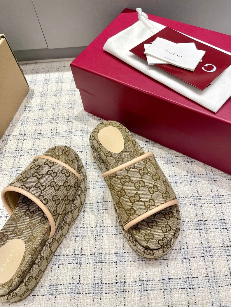 Gxccx Slippers EasyMatch 157068
