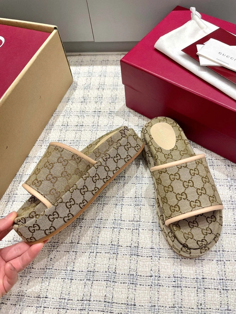 Gxccx Slippers EasyMatch 157068