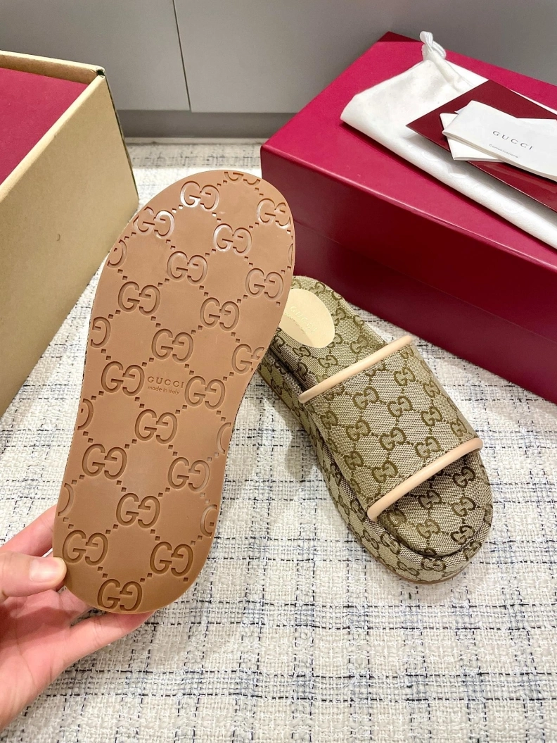 Gxccx Slippers EasyMatch 157068