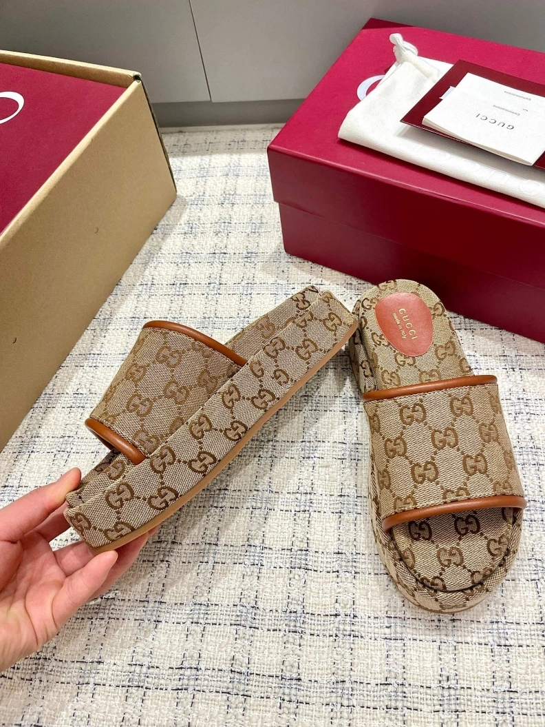 Gxccx Slippers Efficient 157066