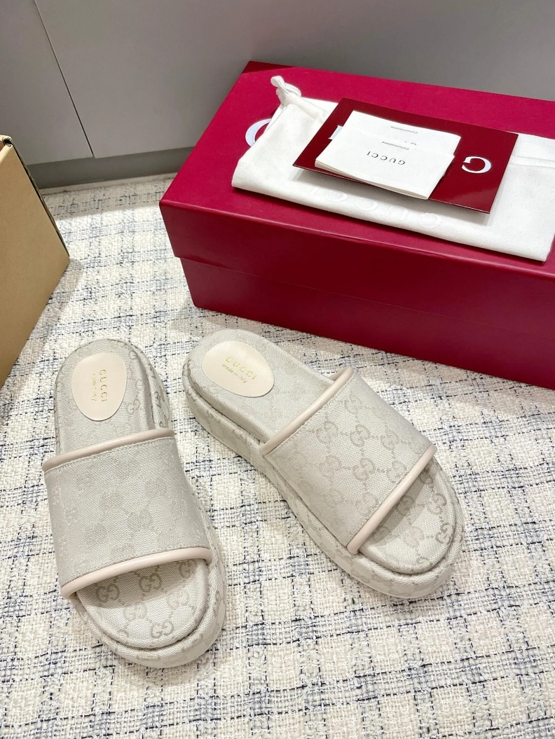 Gxccx Slippers Efficient 157063
