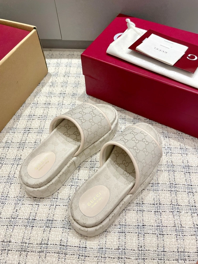 Gxccx Slippers Efficient 157063