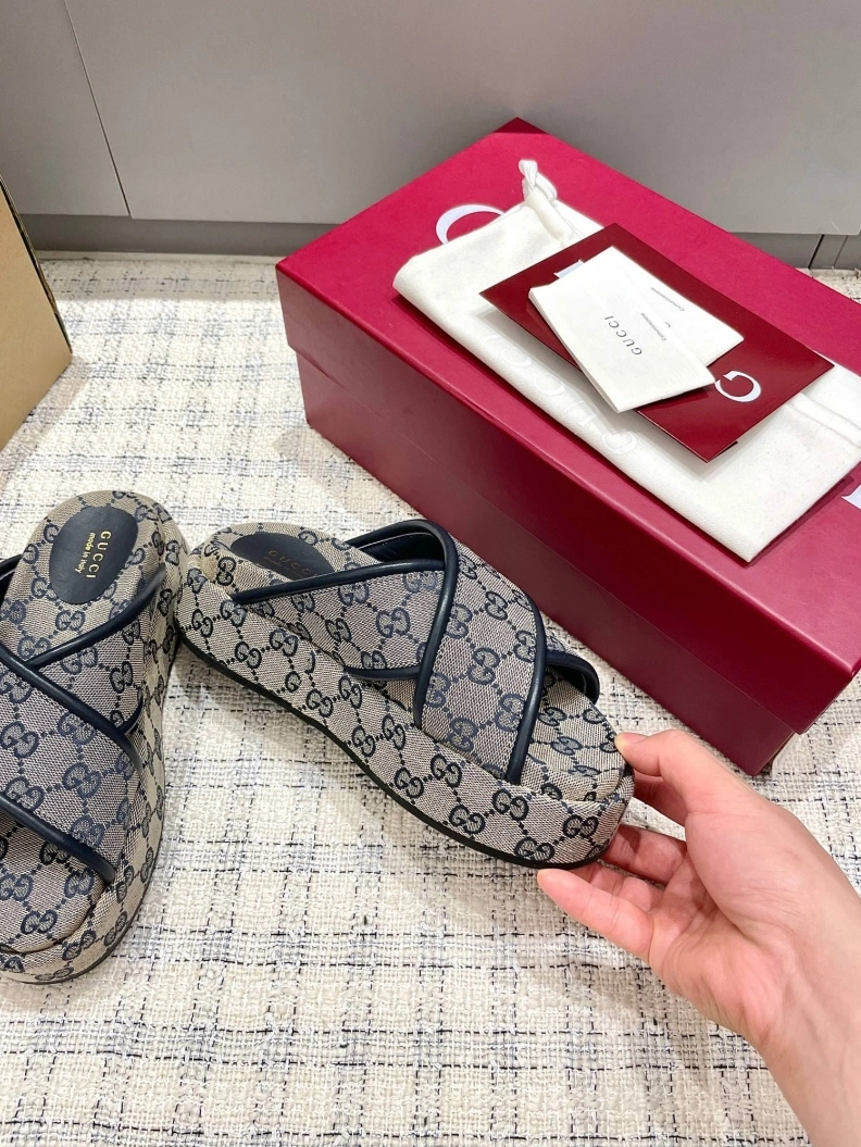 Reliable Gxccx Slippers 157058