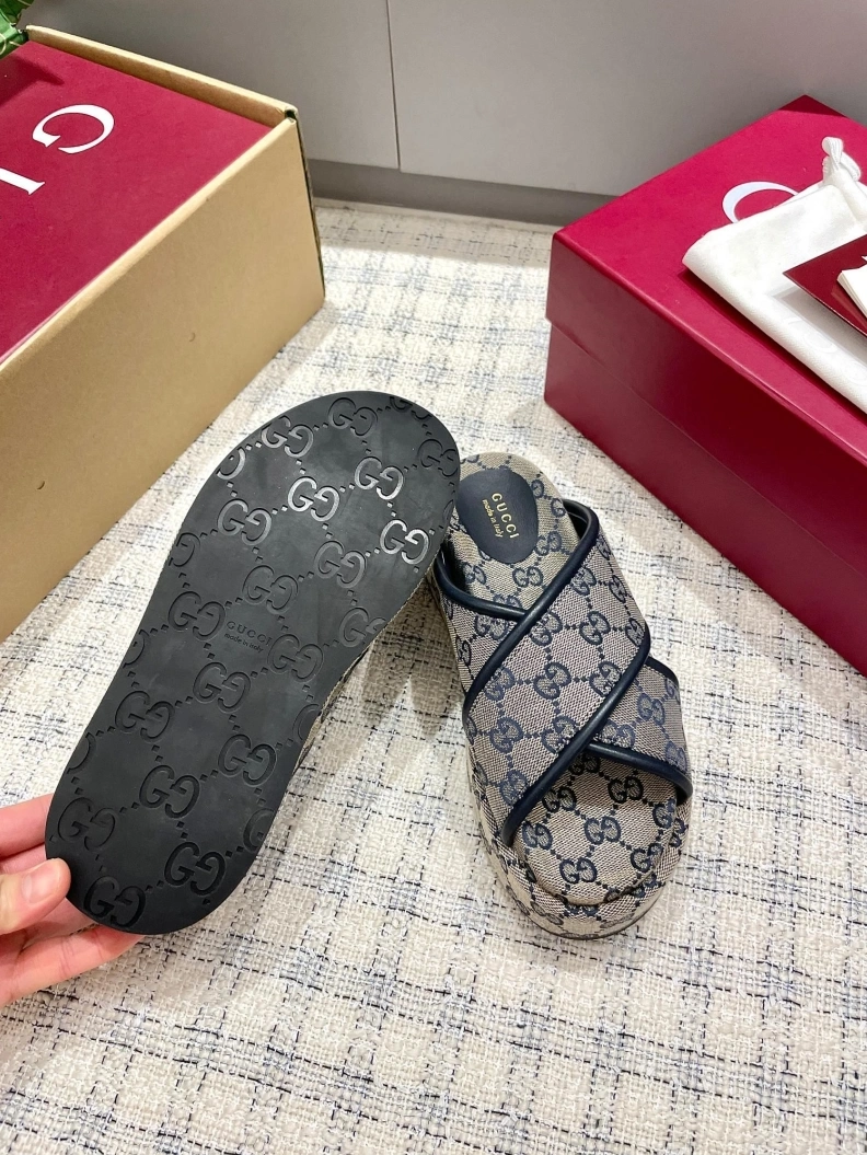 Reliable Gxccx Slippers 157058