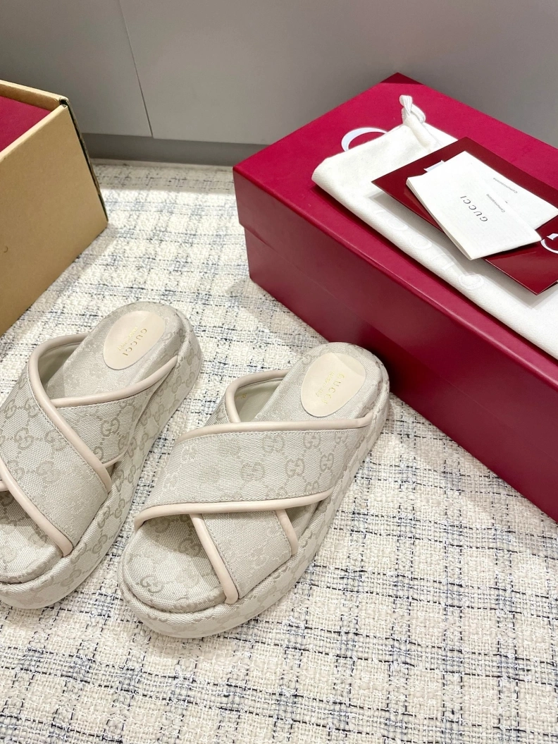 DailyWear Gxccx Slippers 157057
