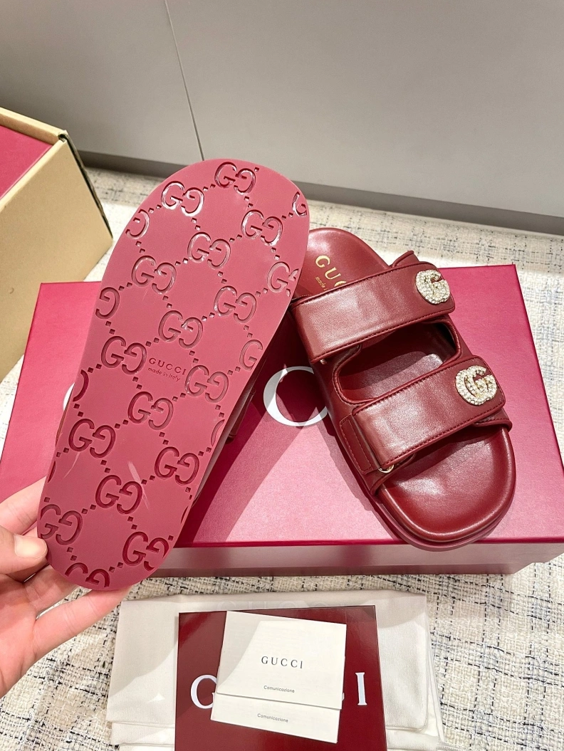 Gxccx Sandals Minimalist 157198