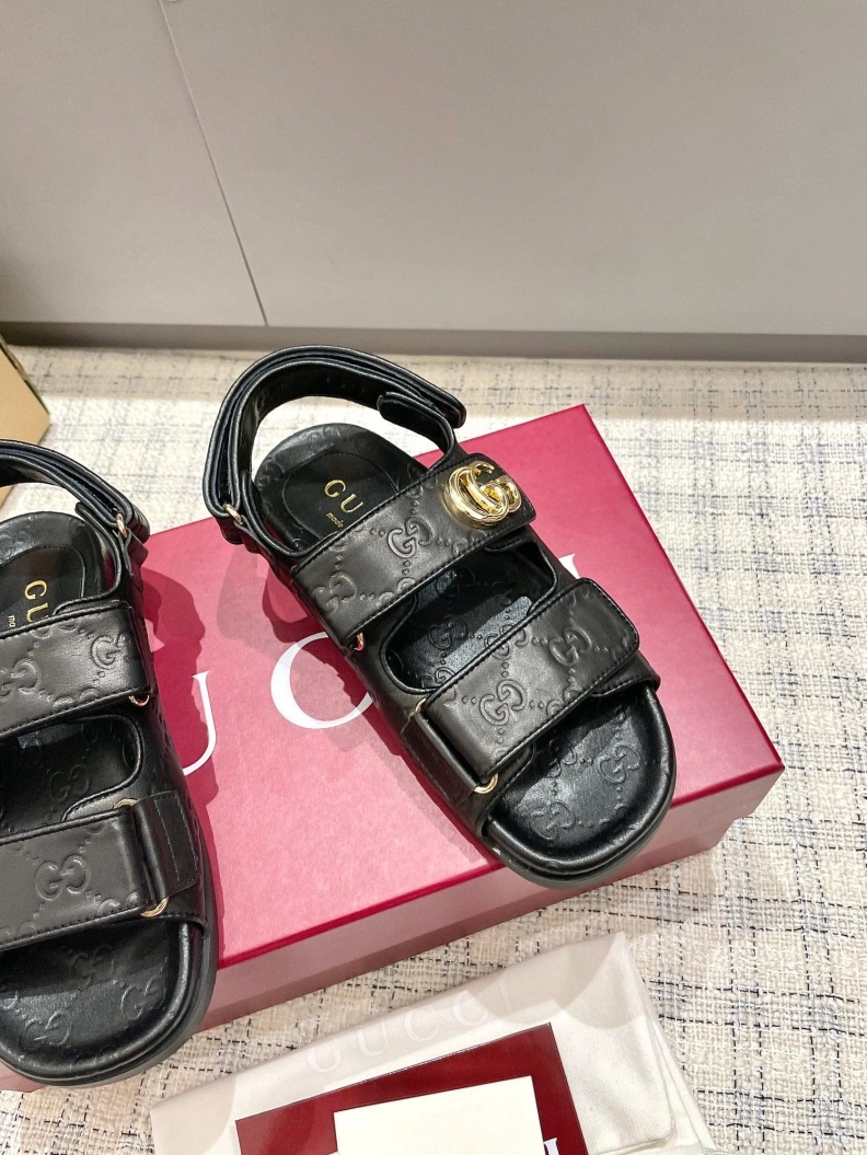 Gxccx Sandals SmartChoice 157197